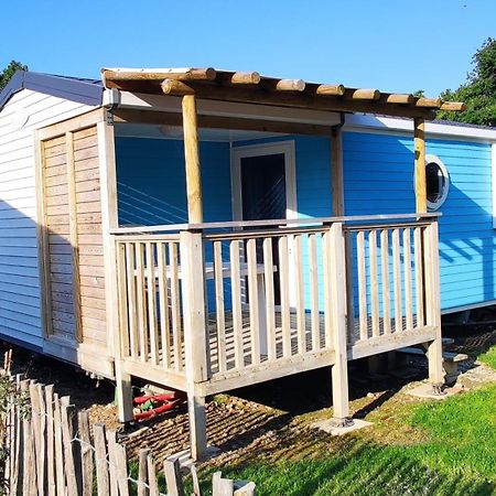 Camping Insolite Le Haut Village Saint-Michel-Chef-Chef Bagian luar foto