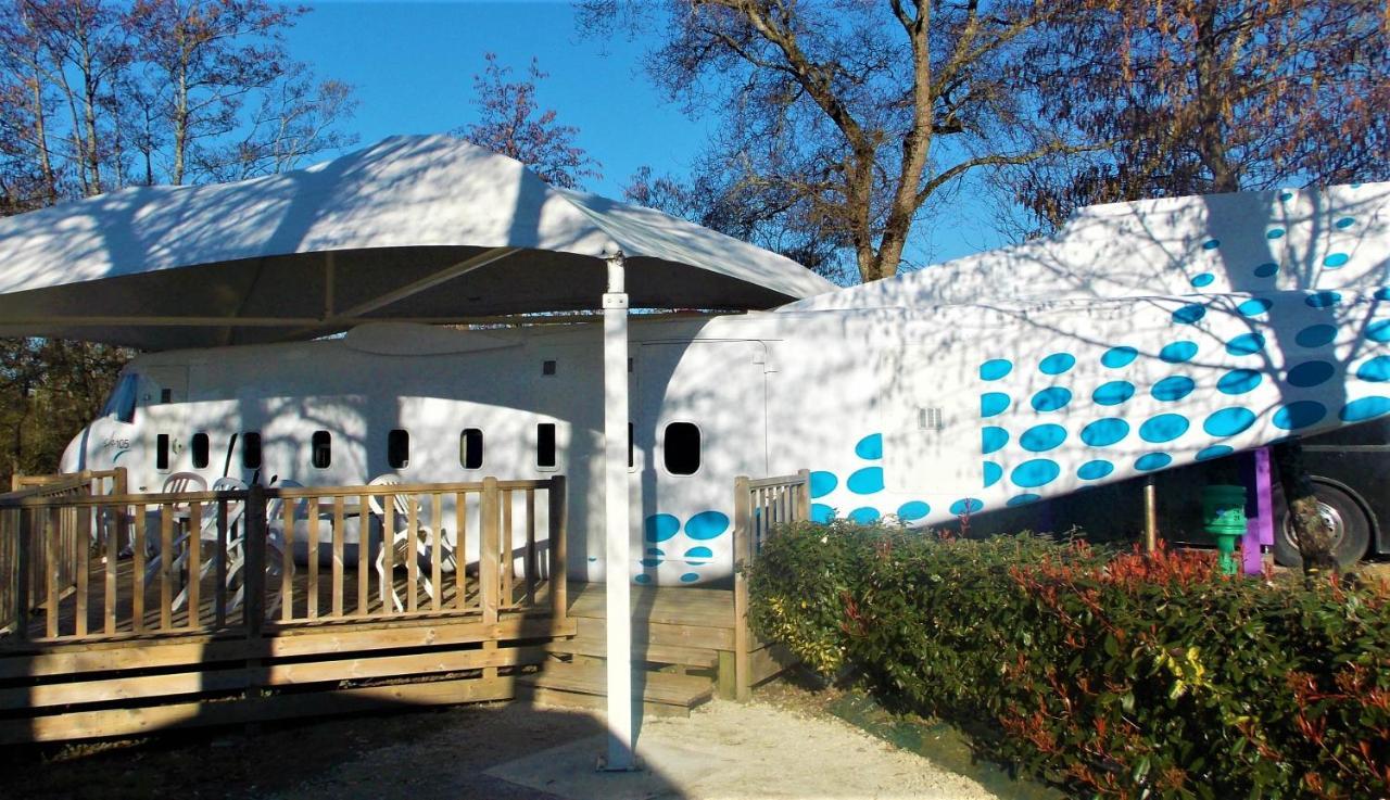 Camping Insolite Le Haut Village Saint-Michel-Chef-Chef Bagian luar foto