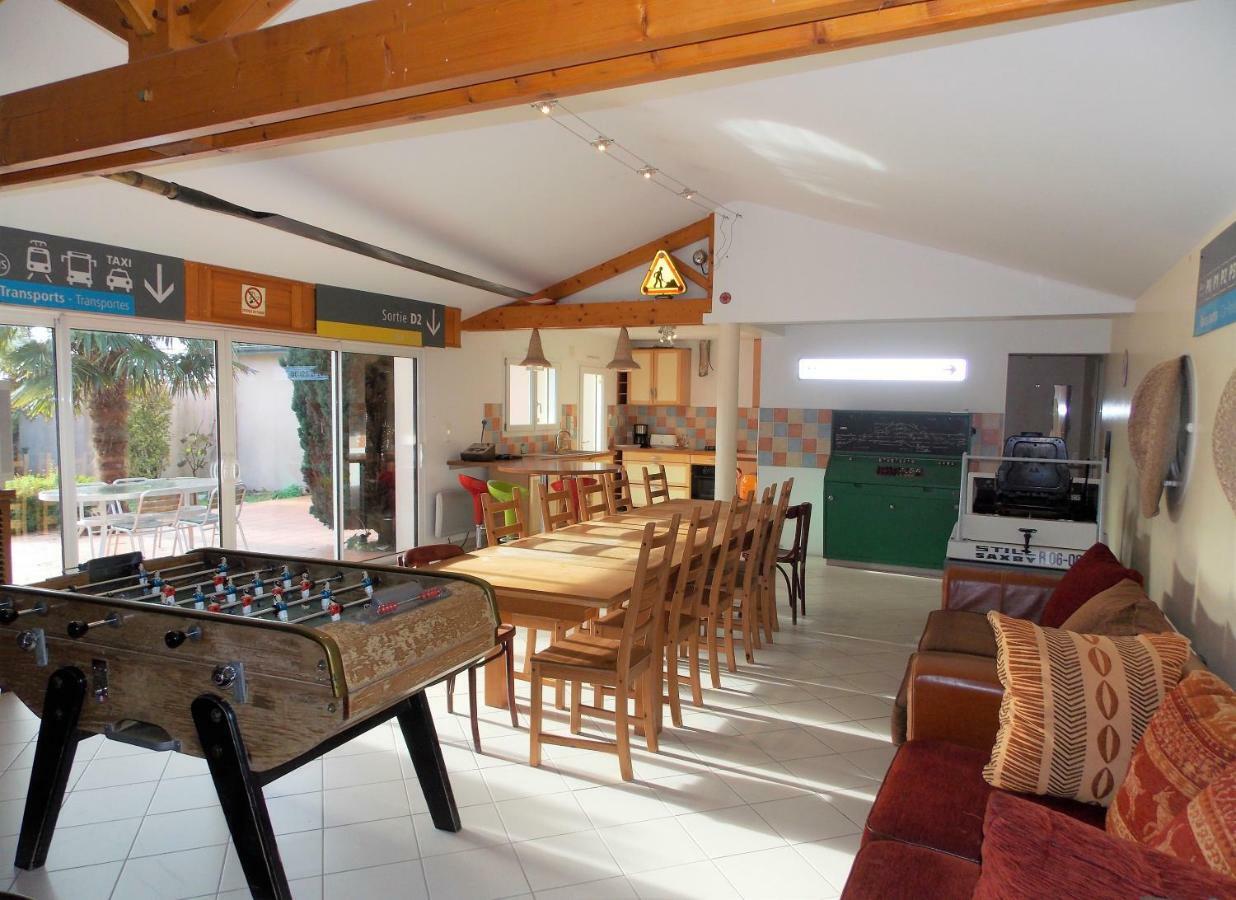 Camping Insolite Le Haut Village Saint-Michel-Chef-Chef Bagian luar foto