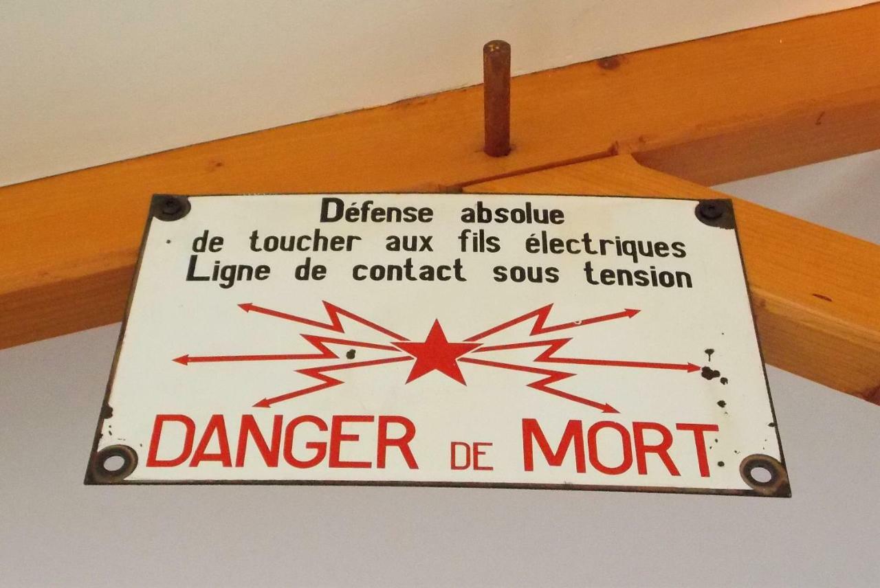 Camping Insolite Le Haut Village Saint-Michel-Chef-Chef Bagian luar foto